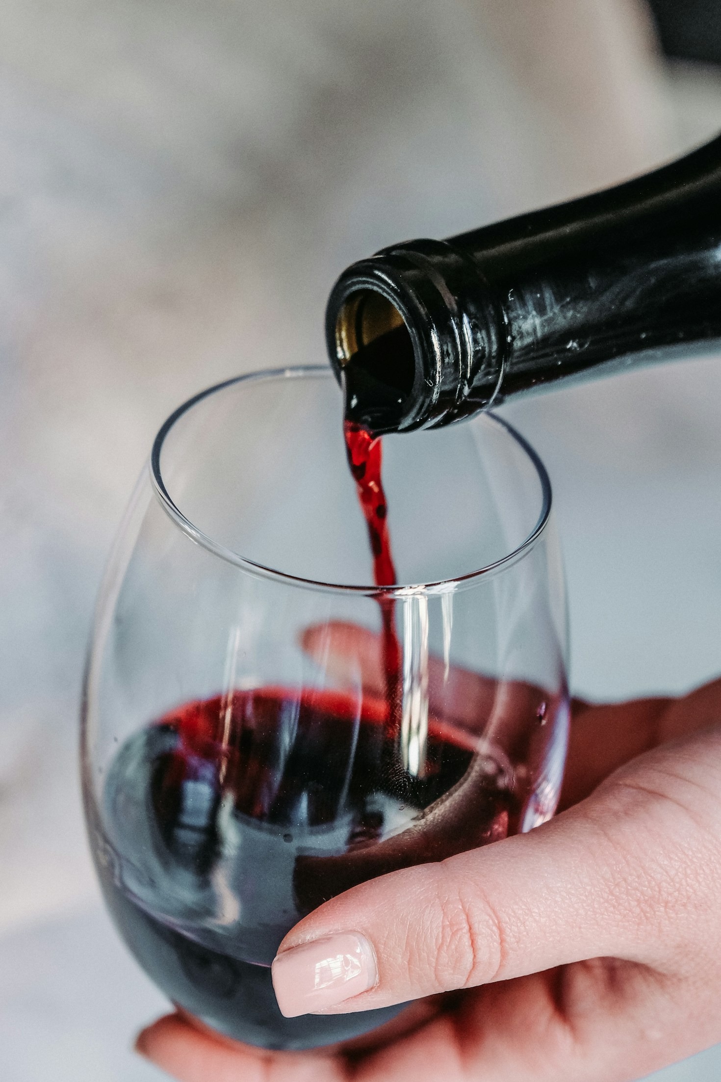 10 Perfect Pairings of Wine and Coffee Moments